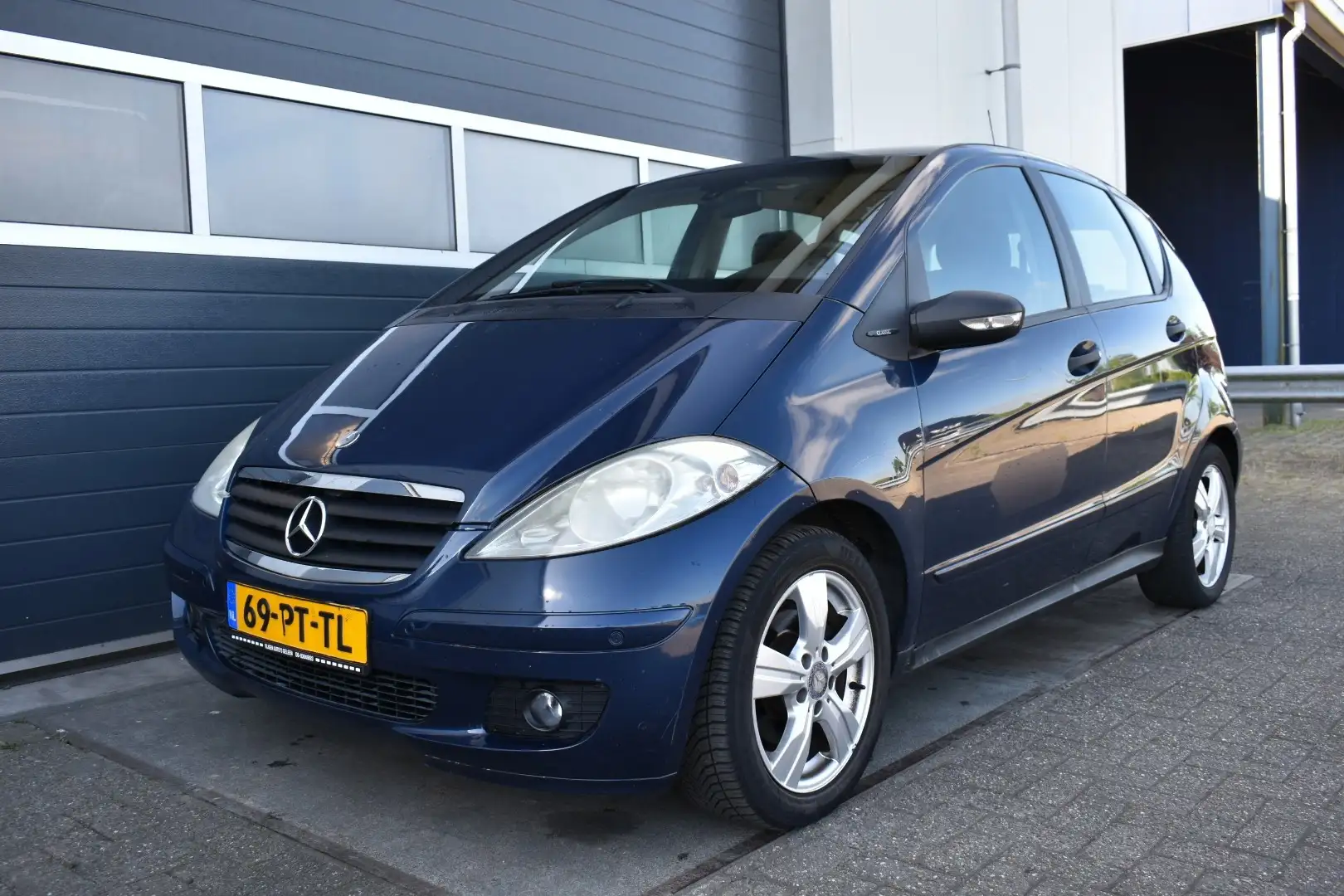 Mercedes-Benz A 150 Classic Handel/Export Blauw - 1