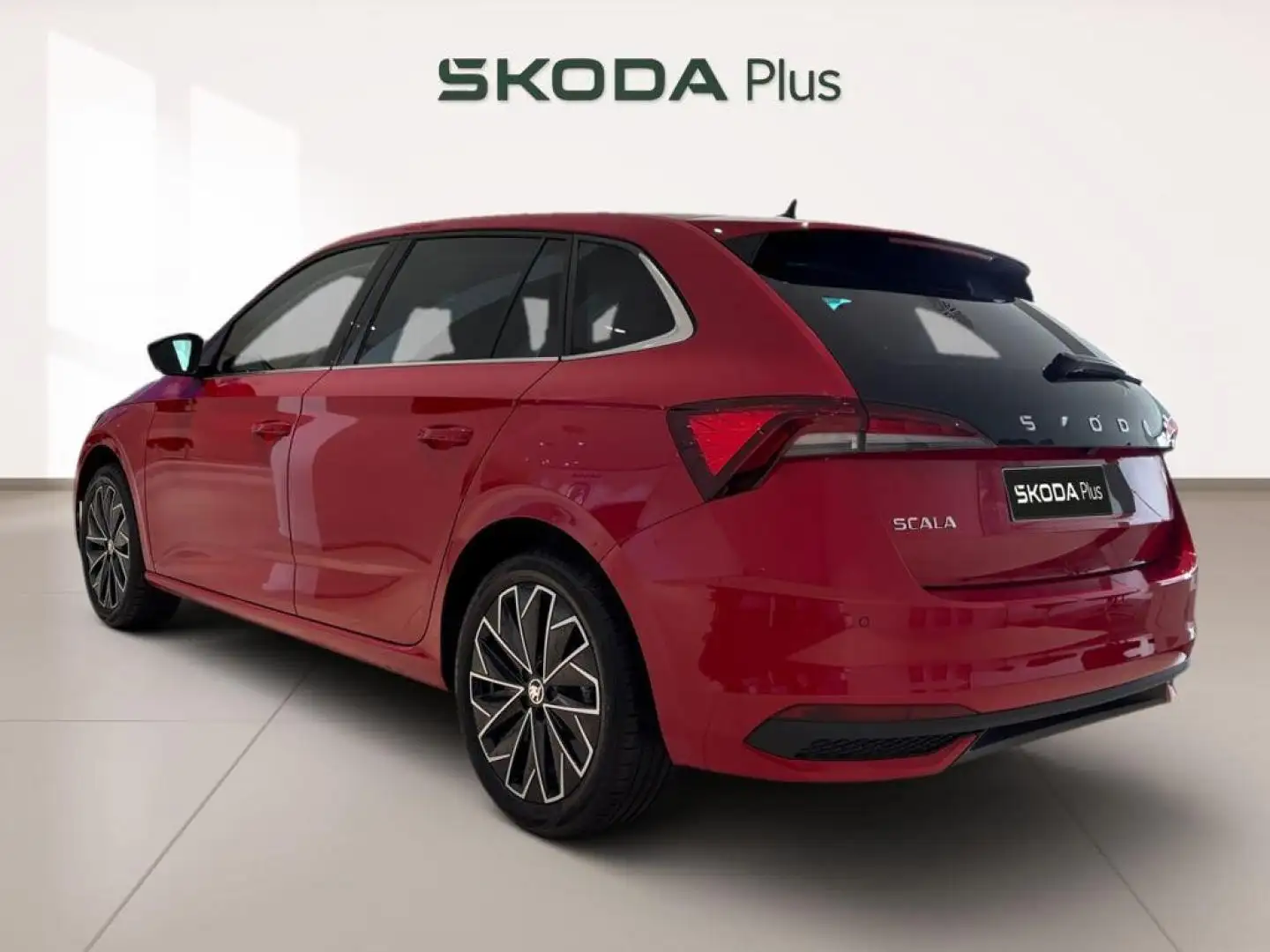 Skoda Scala 1.0 TSI Selection 85kW Rot - 2