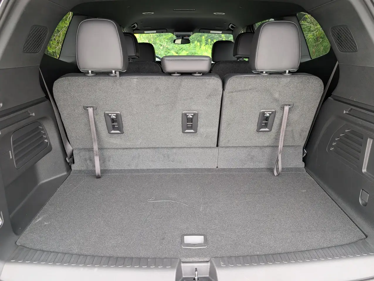 GMC Acadia снимка GMC Acadia