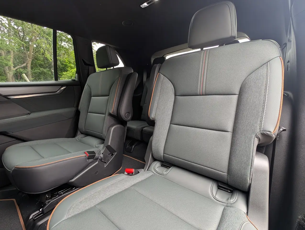 GMC Acadia снимка GMC Acadia