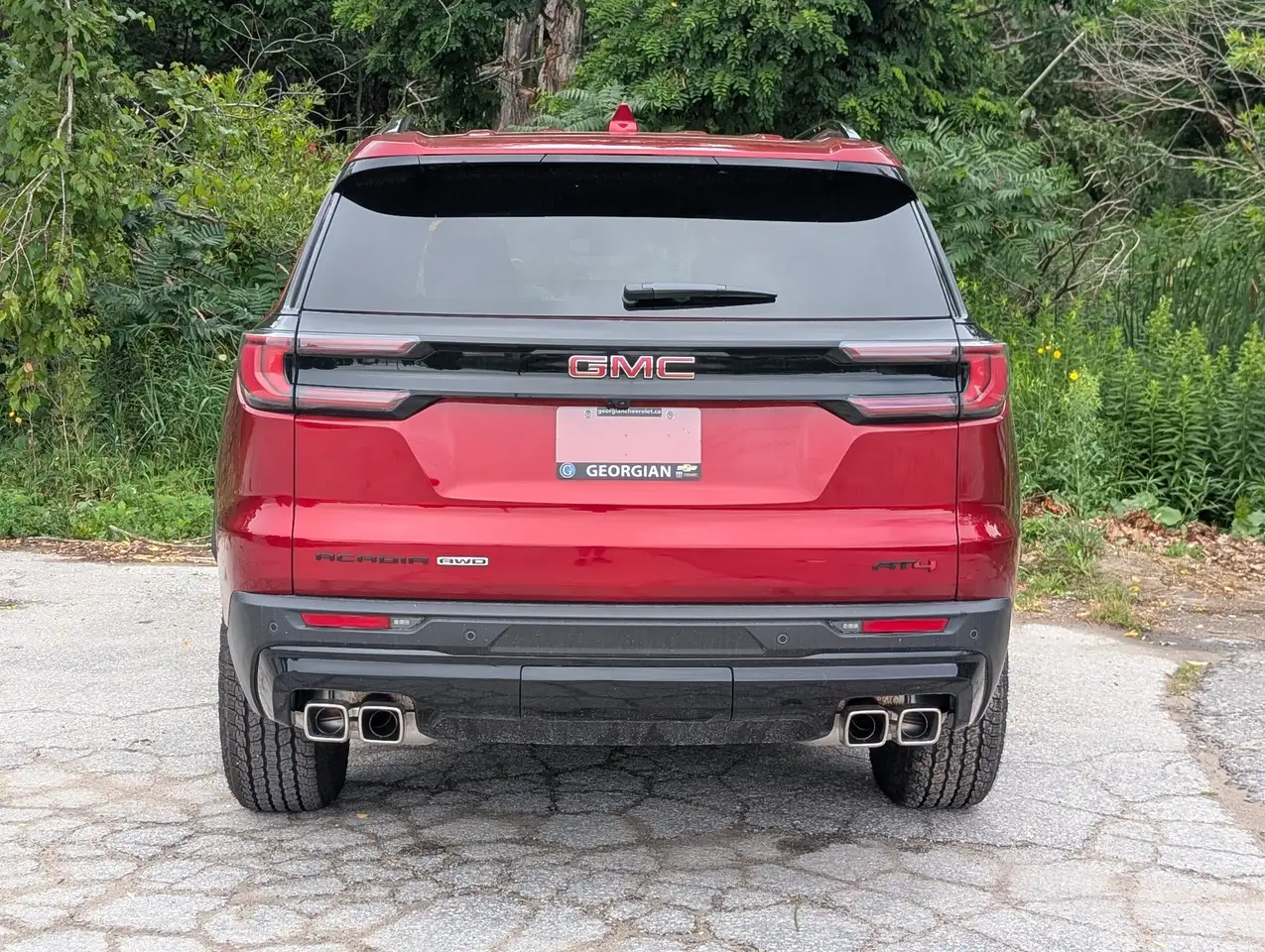 GMC Acadia снимка GMC Acadia