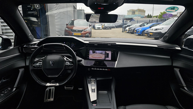 Peugeot 408 1.6 HYbrid GT 225 EAT8 First Edition — photo 14