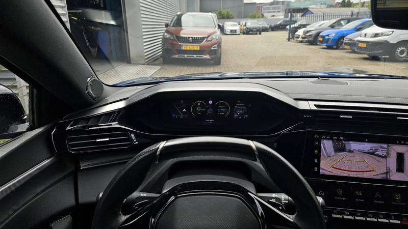 Peugeot 408 1.6 HYbrid GT 225 EAT8 First Edition — photo 15