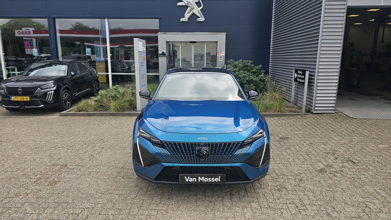 Peugeot 408 1.6 HYbrid GT 225 EAT8 First Edition — photo 3