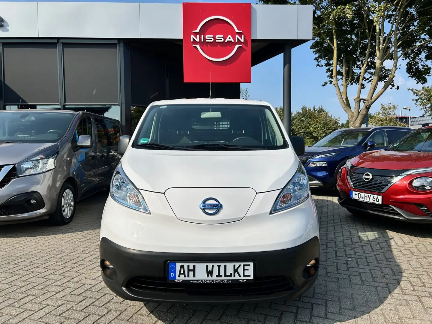 Nissan E-NV200 40kWh Comfort/INKL. BATTERIE/WINTERPAKET Weiß - 2