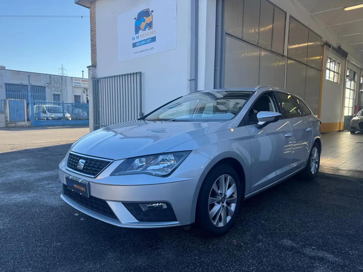SEAT Leon 1.6 tdi Style 115cv dsg Grigio - 2