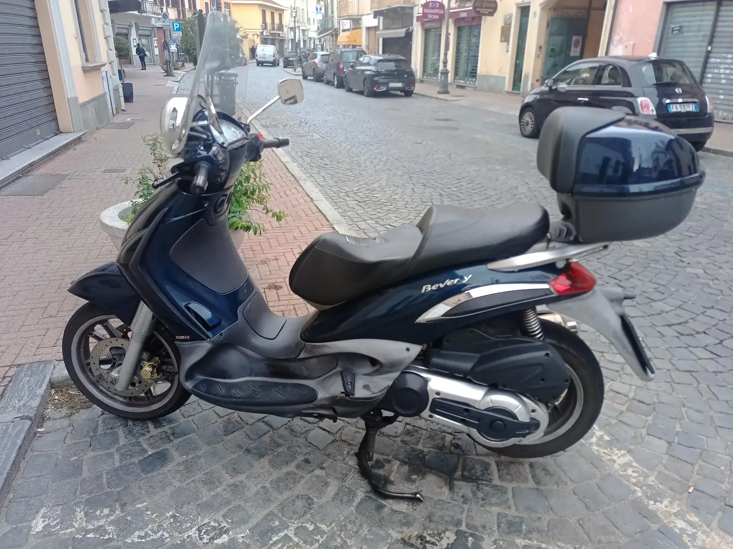 Piaggio Beverly 500 Blauw - 1