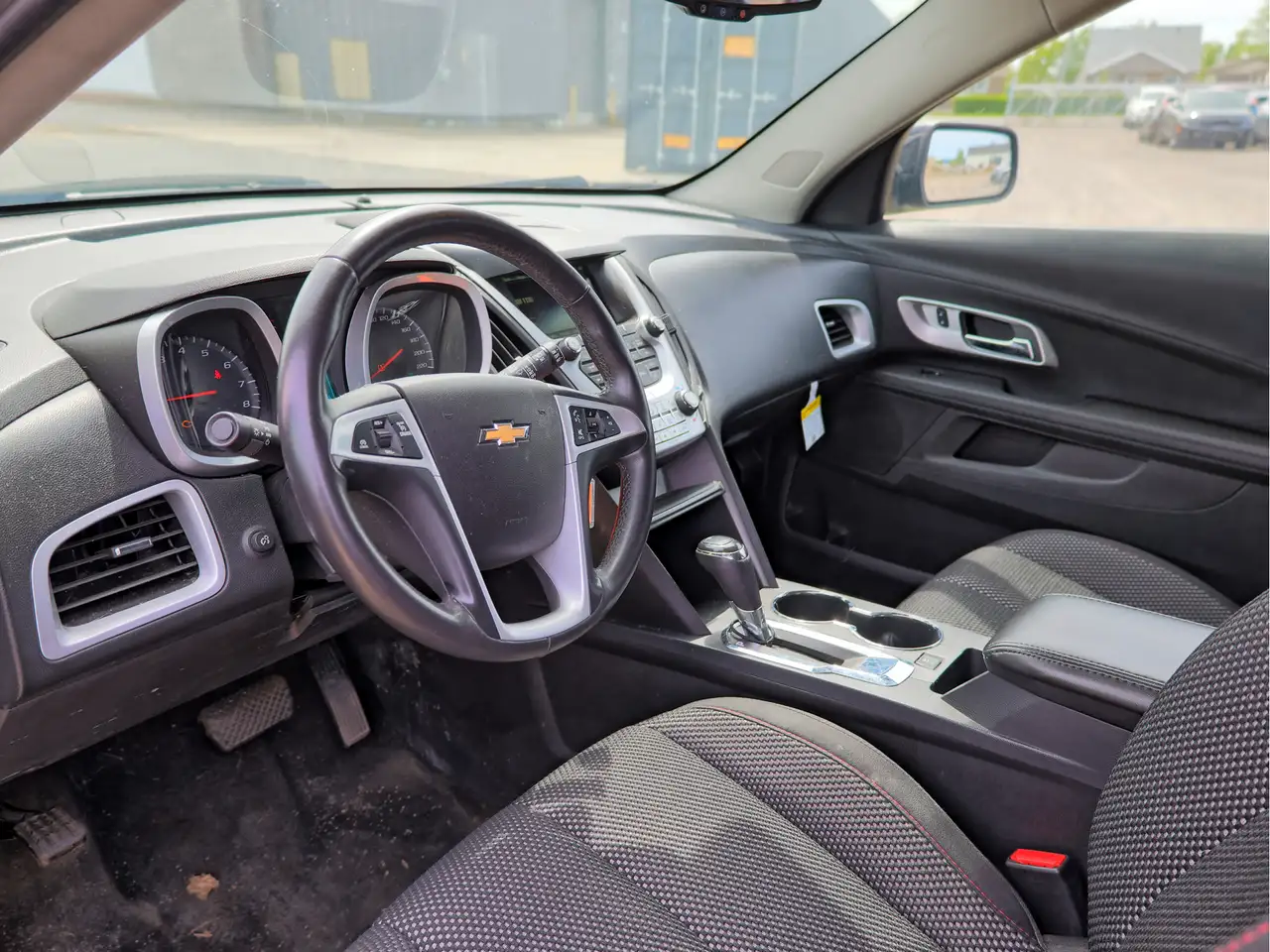 Chevrolet Equinox снимка Chevrolet Equinox