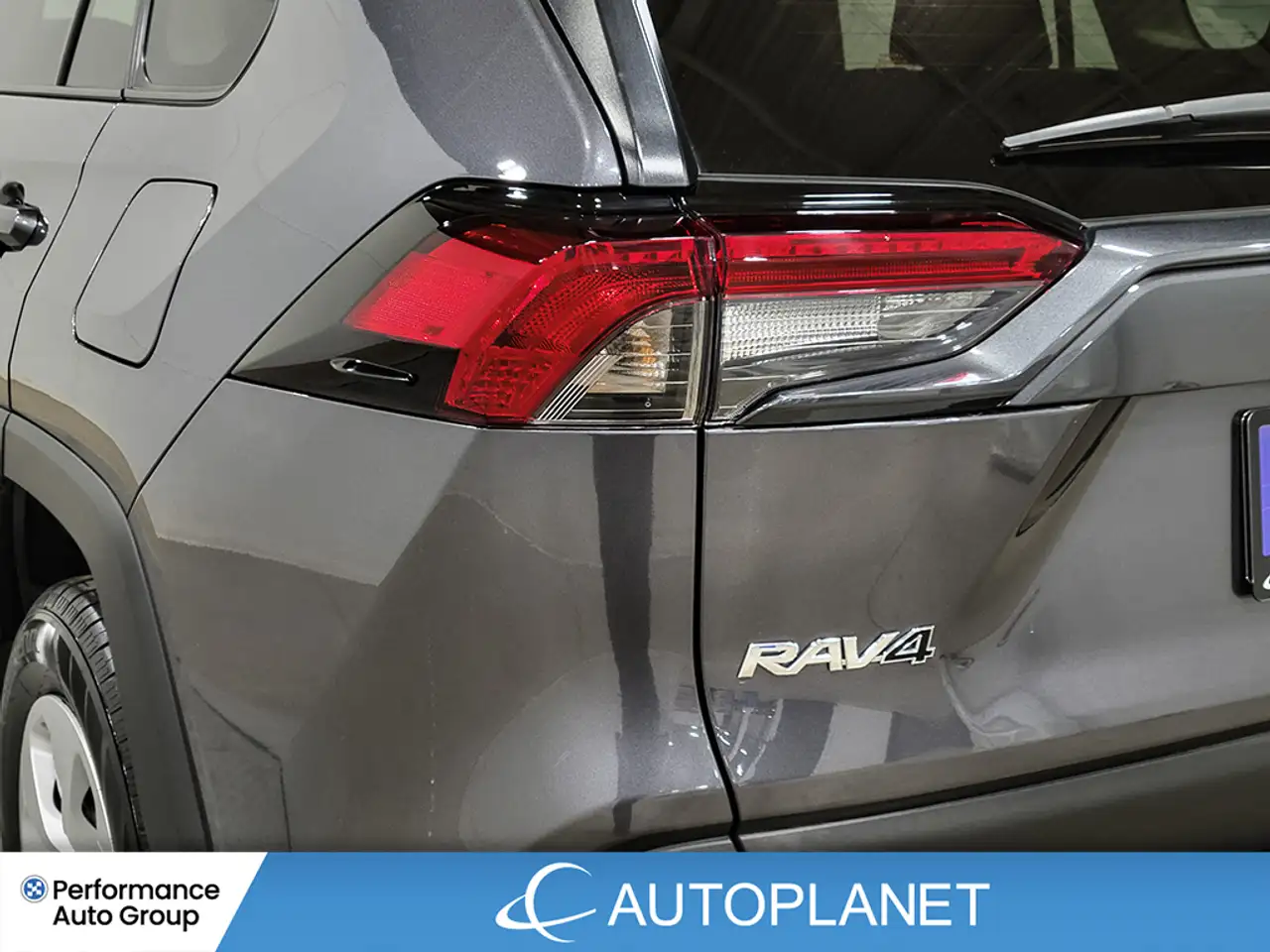 Toyota RAV 4 снимка Toyota RAV 4