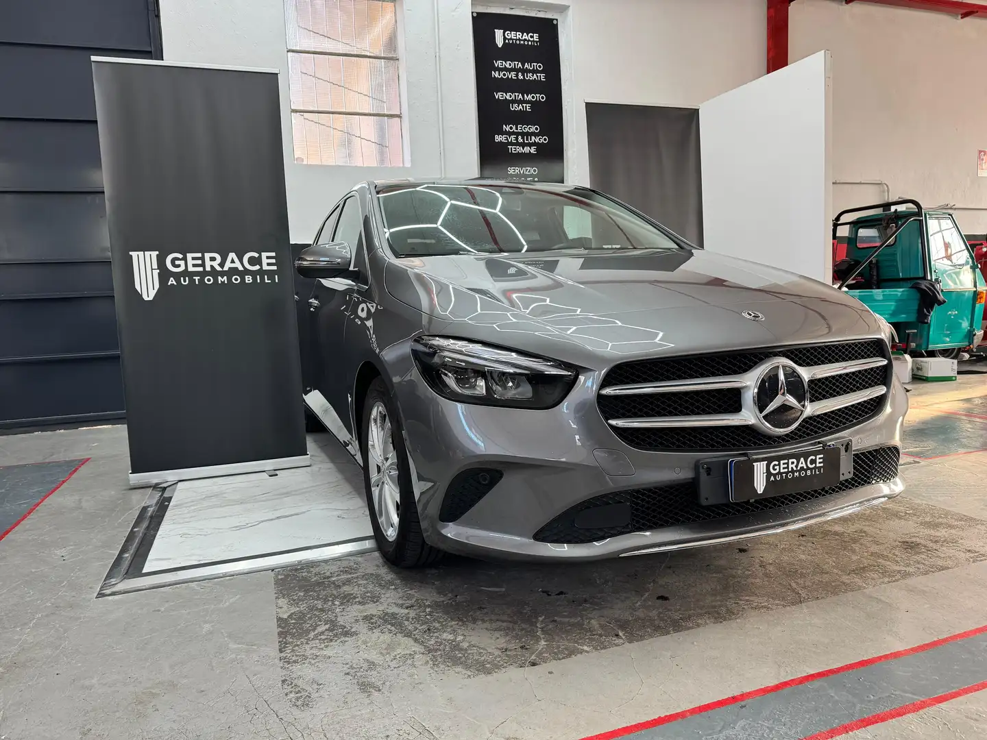 Mercedes-Benz B 180 B 180 Executive auto Gri - 2