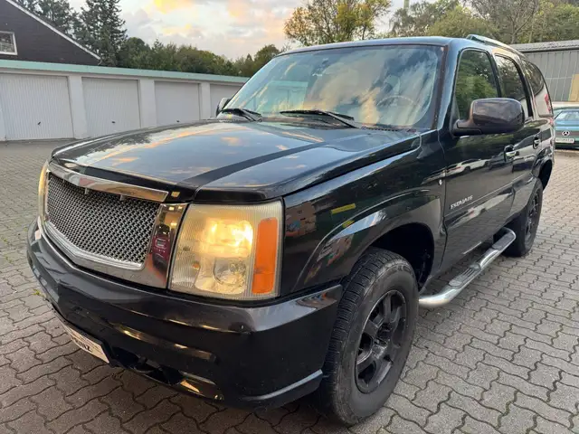 Cadillac Escalade 6.0 V8 *EXPORT&GEWERBE / BASTLERFAHRZEUG*