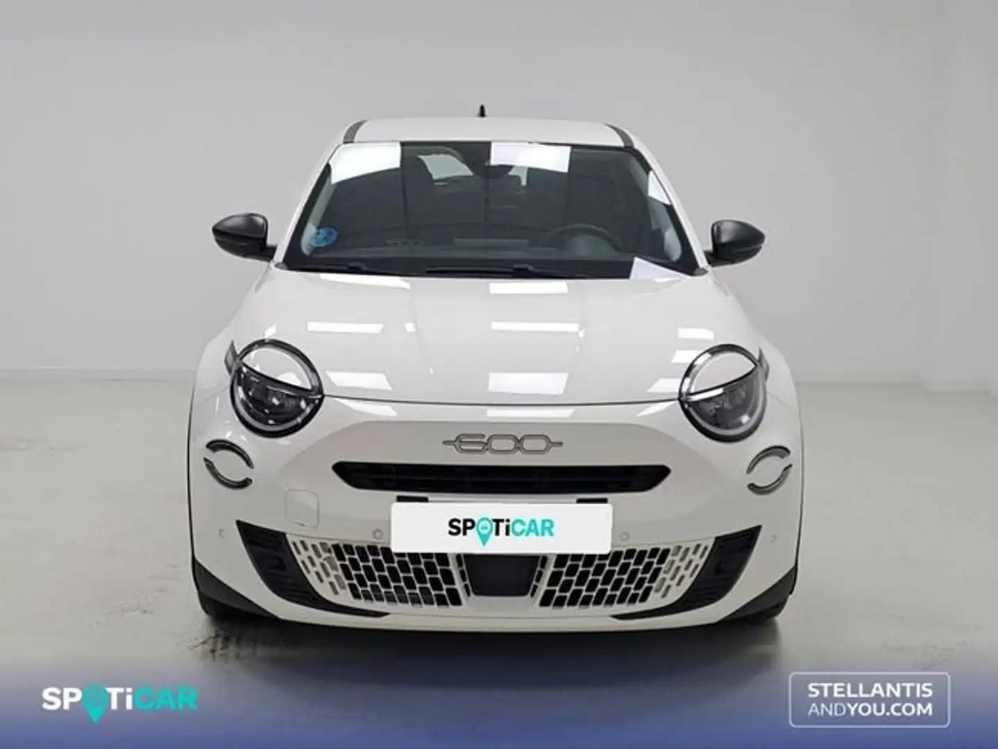Fiat 600 MHEV 1.2 74kW (100CV) DDCT - Blanco - 2