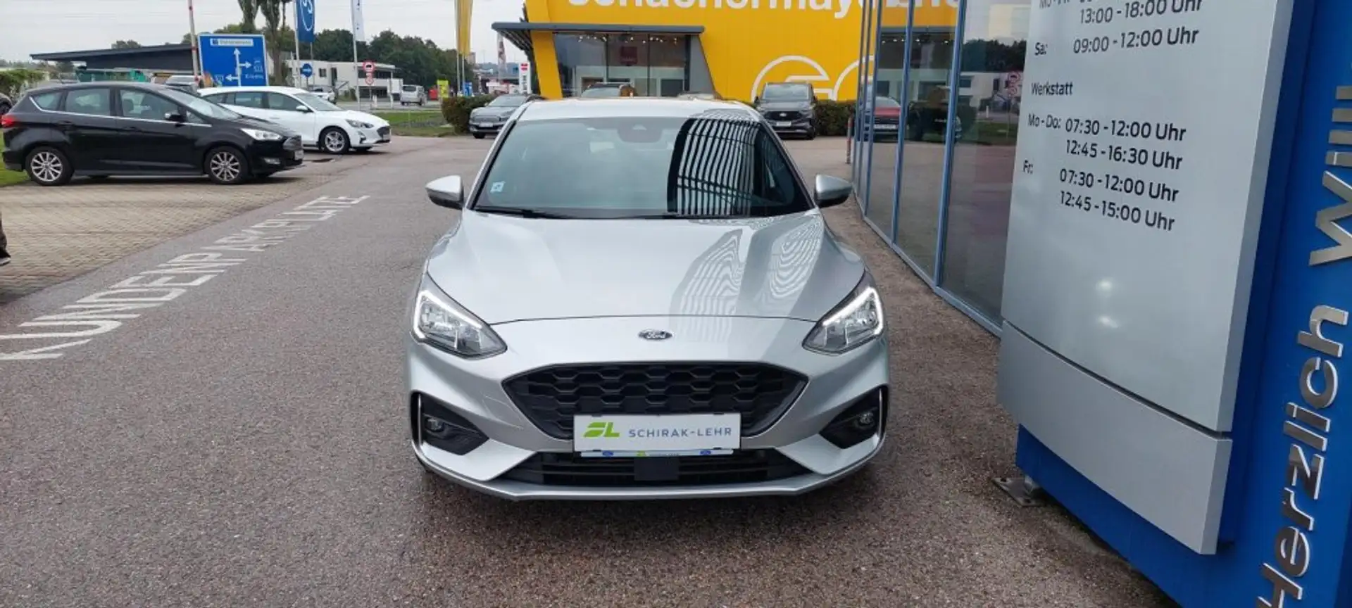 Ford Focus N 1.0 125PS ST-LINE 5-TU Silber - 2