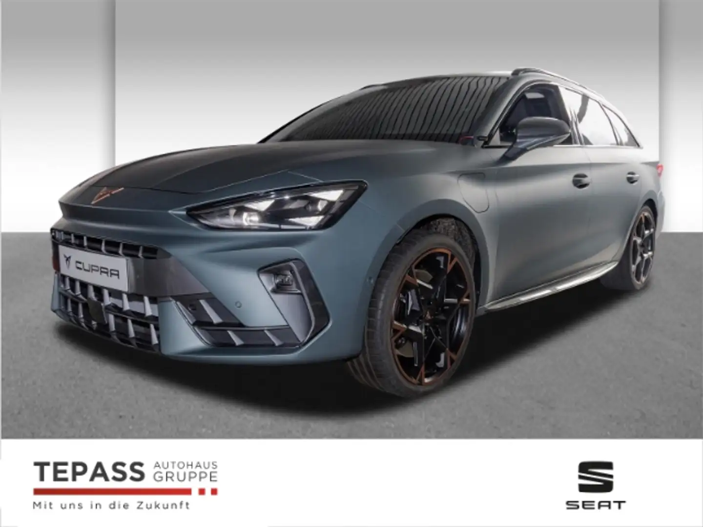 CUPRA Leon Sportstourer 1.5 eHybrid VZ MATRIX NAVI SHZ PDC Grijs - 1