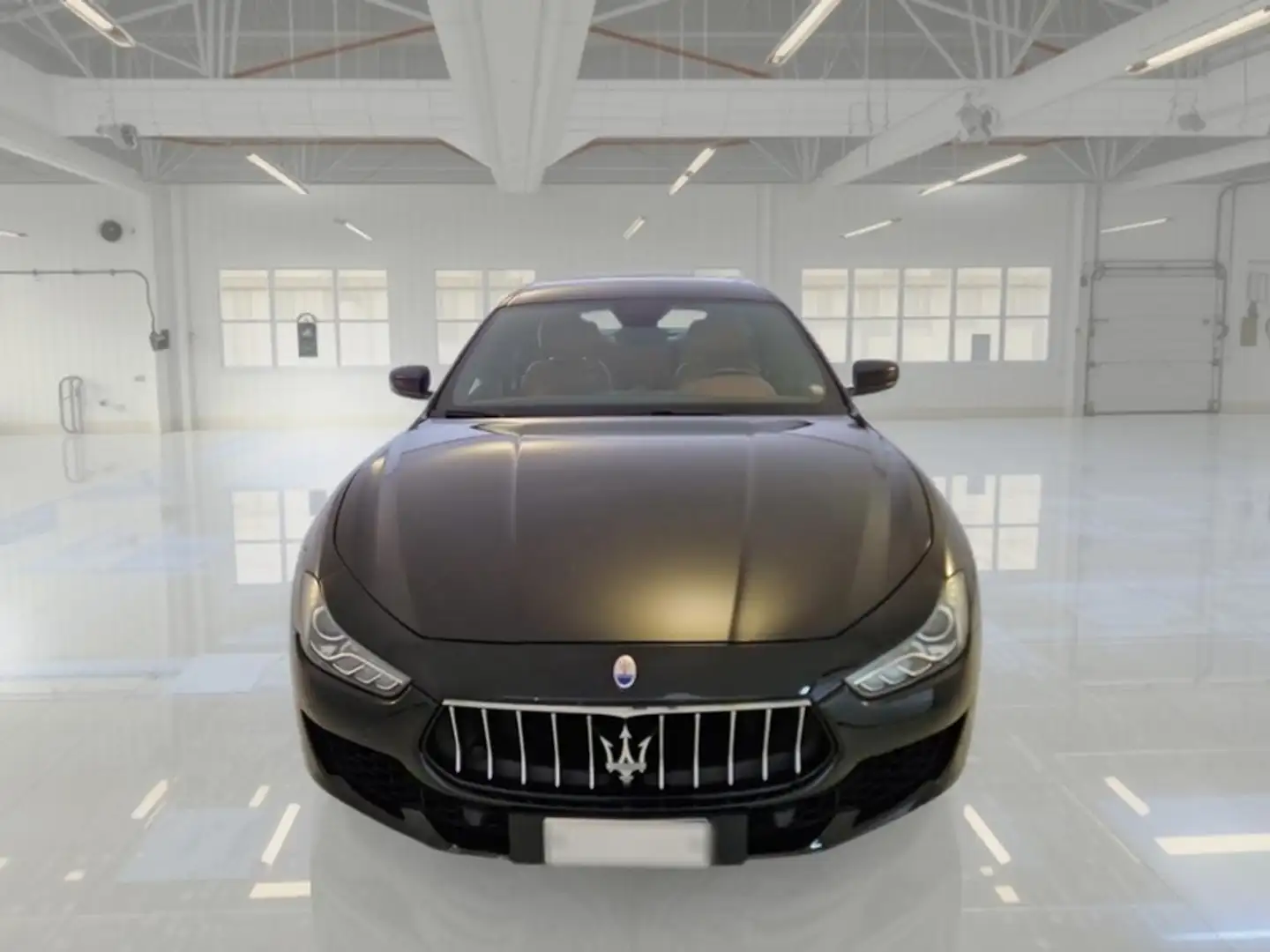 Maserati Ghibli 3.0 V6 DS 275 CV AUTO 4 PORTE BERLINA - 2
