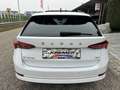 Skoda Octavia Combi 2,0 TDI 4x4 Style DSG/SPORTSITZE/RFK/PANO... Weiß - thumbnail 16