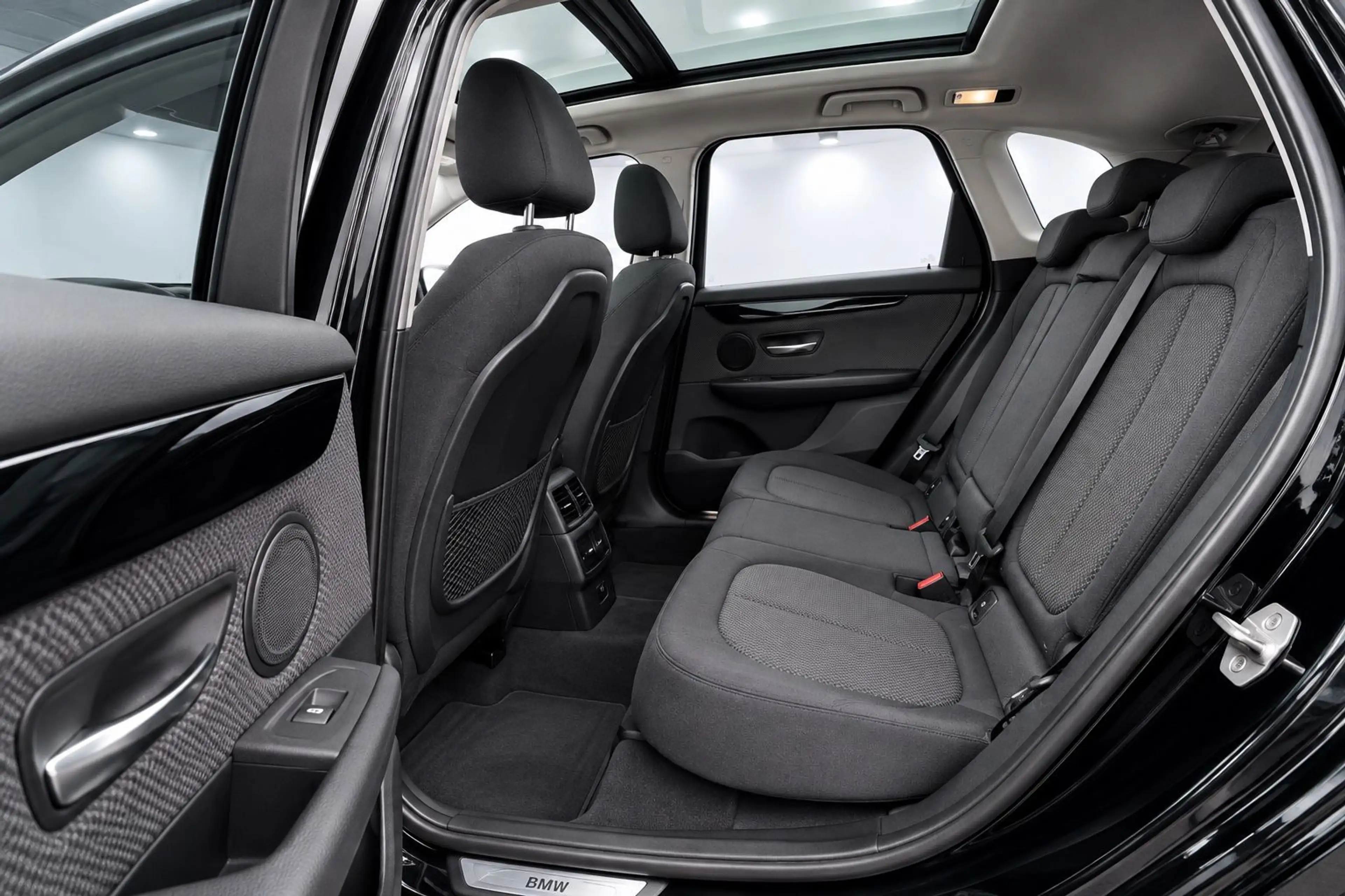 BMW 220 xDrive-2.HAND-NAVI-LED-PANO — photo 9