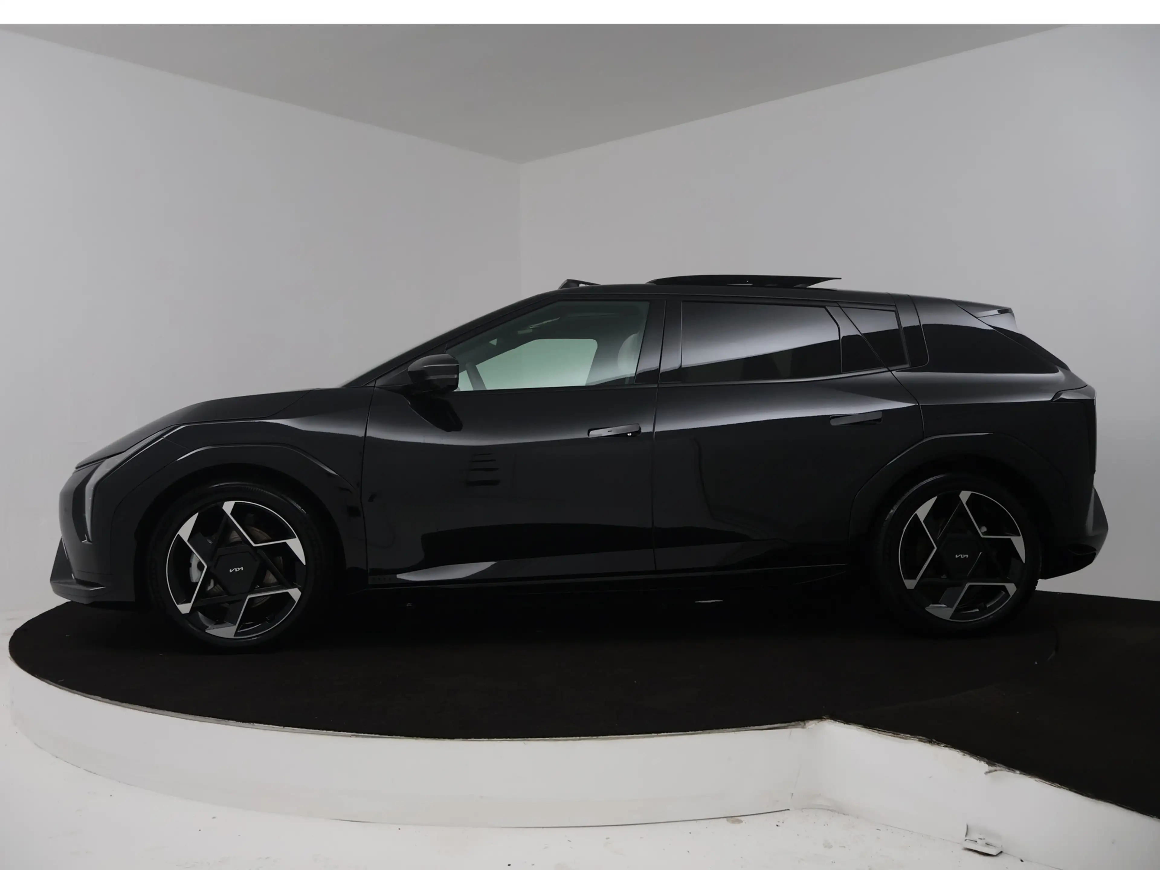 Kia EV4 GT-PlusLine 81.4 kWh | Company Car | 10 Jaar Garan — photo 3