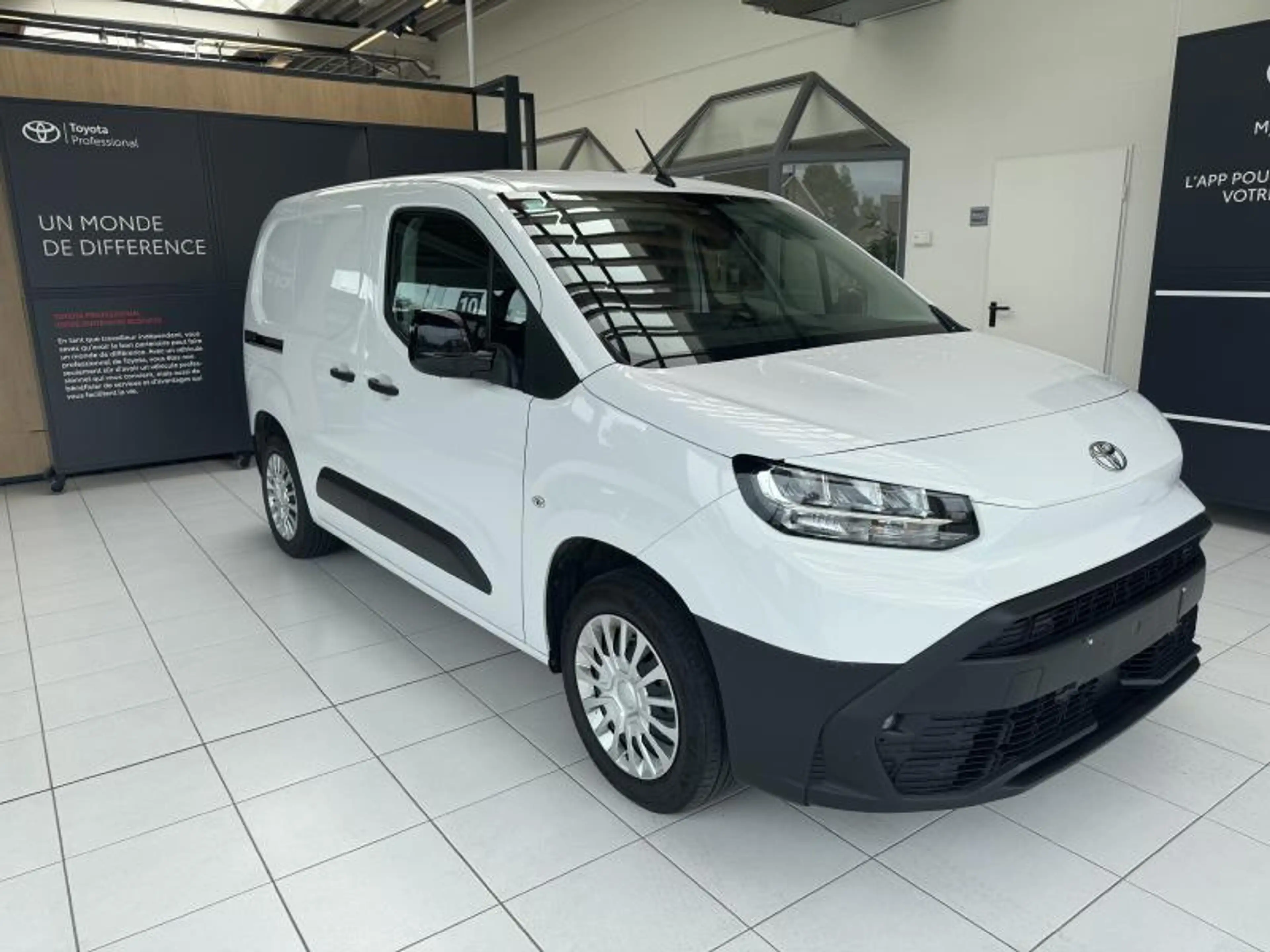 Toyota Proace City Comfort 1d — photo 13
