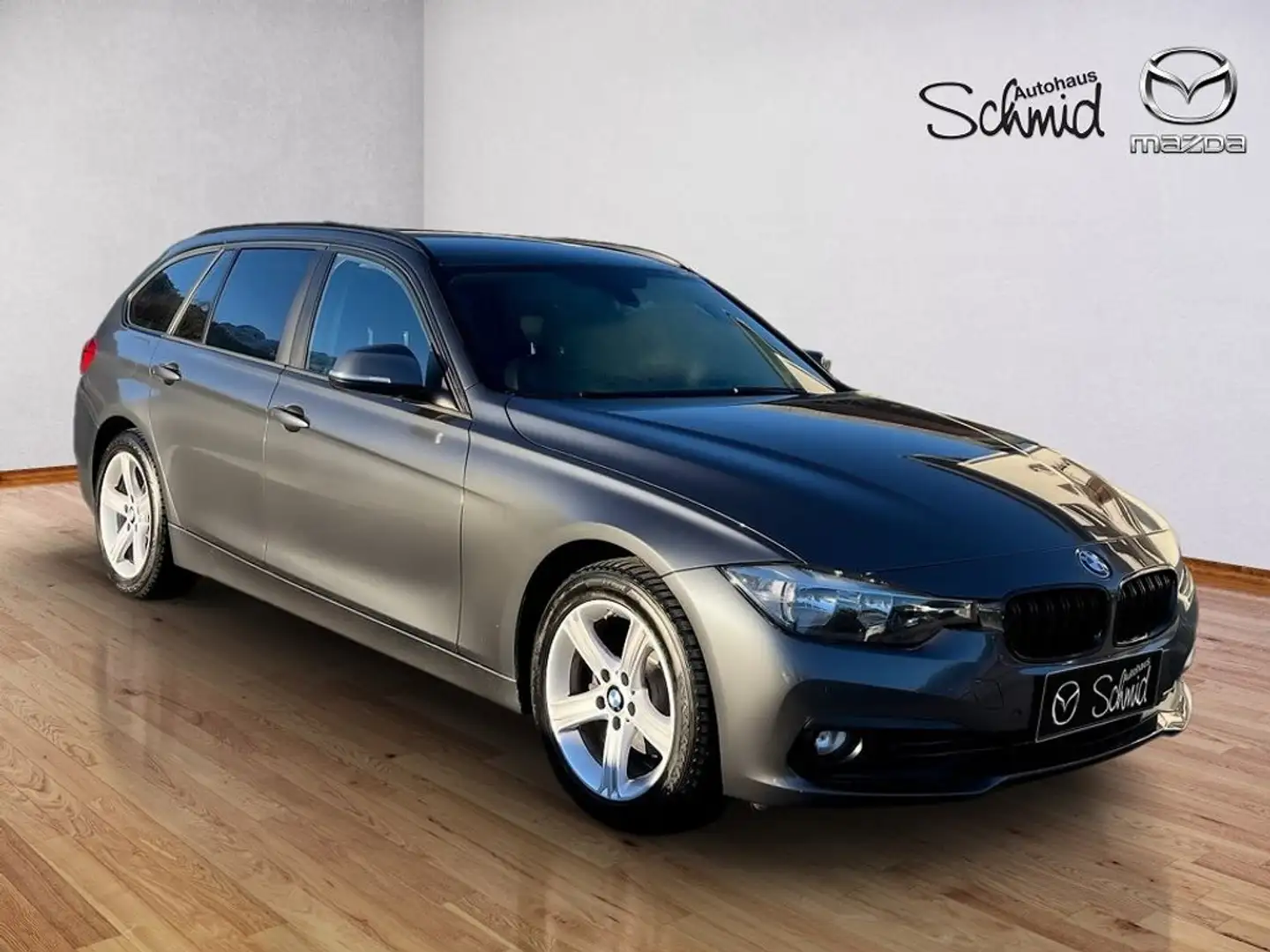 BMW 316 d Touring Advantage Aut. Grau - 2