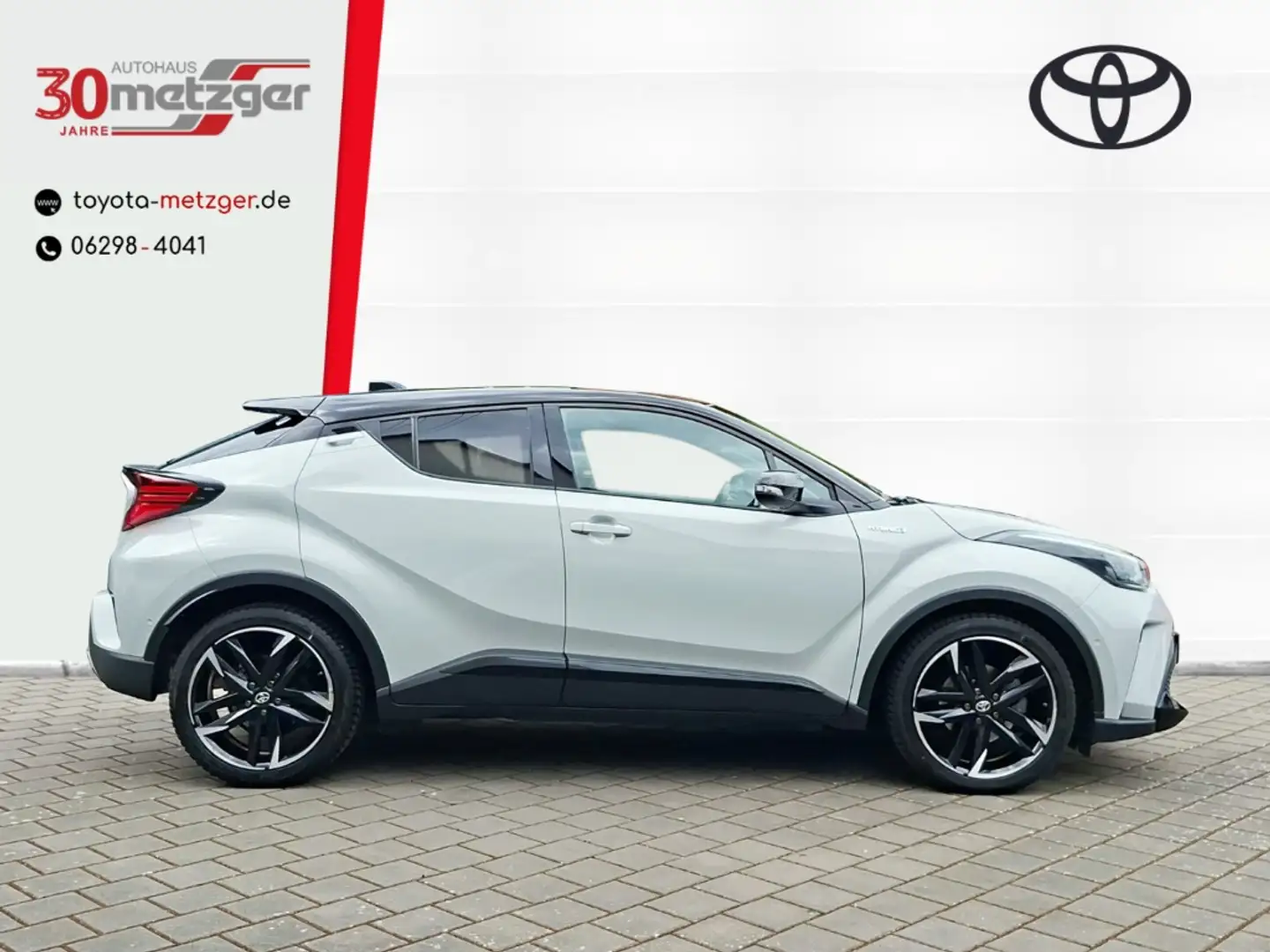 Toyota C-HR Hybrid GR Sport +LED-Scheinwerfer +Sportsitze +Nav Grau - 2