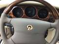 Jaguar Daimler Super V 8 Rood - thumbnail 13
