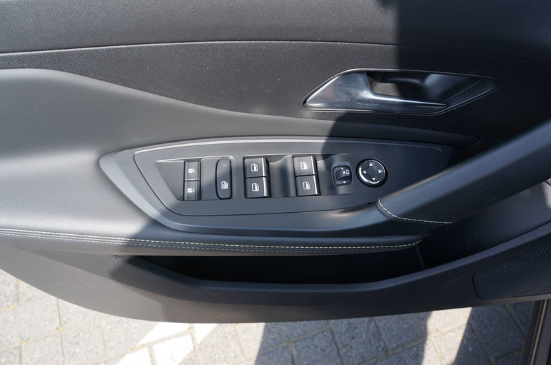 Peugeot 408 408 1.2 PureTech GT S — photo 10