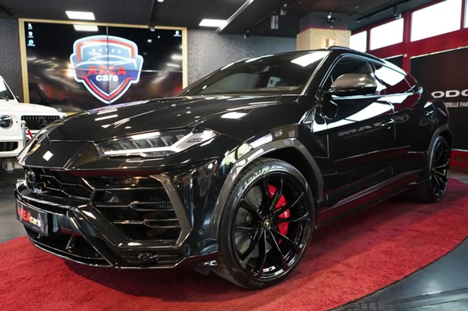 Lamborghini Urus FULL CARBON KERAMIK PANO 360 B&O 23Z Noir - 1