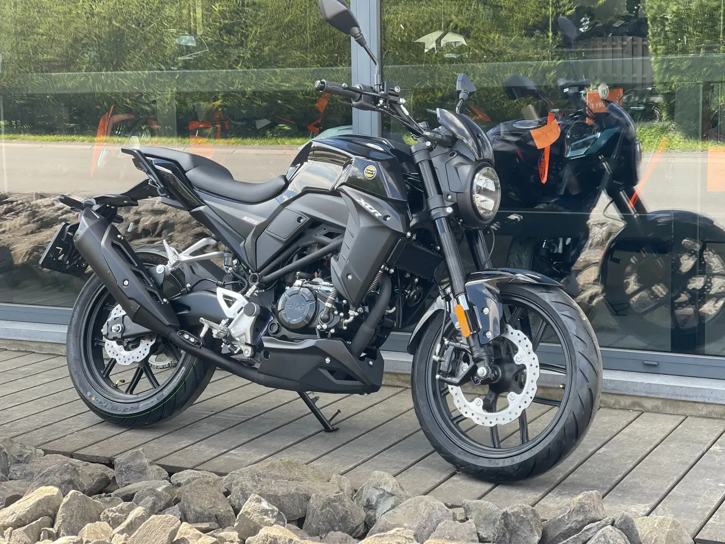 Altro TNT XCR 125 Nero - 2