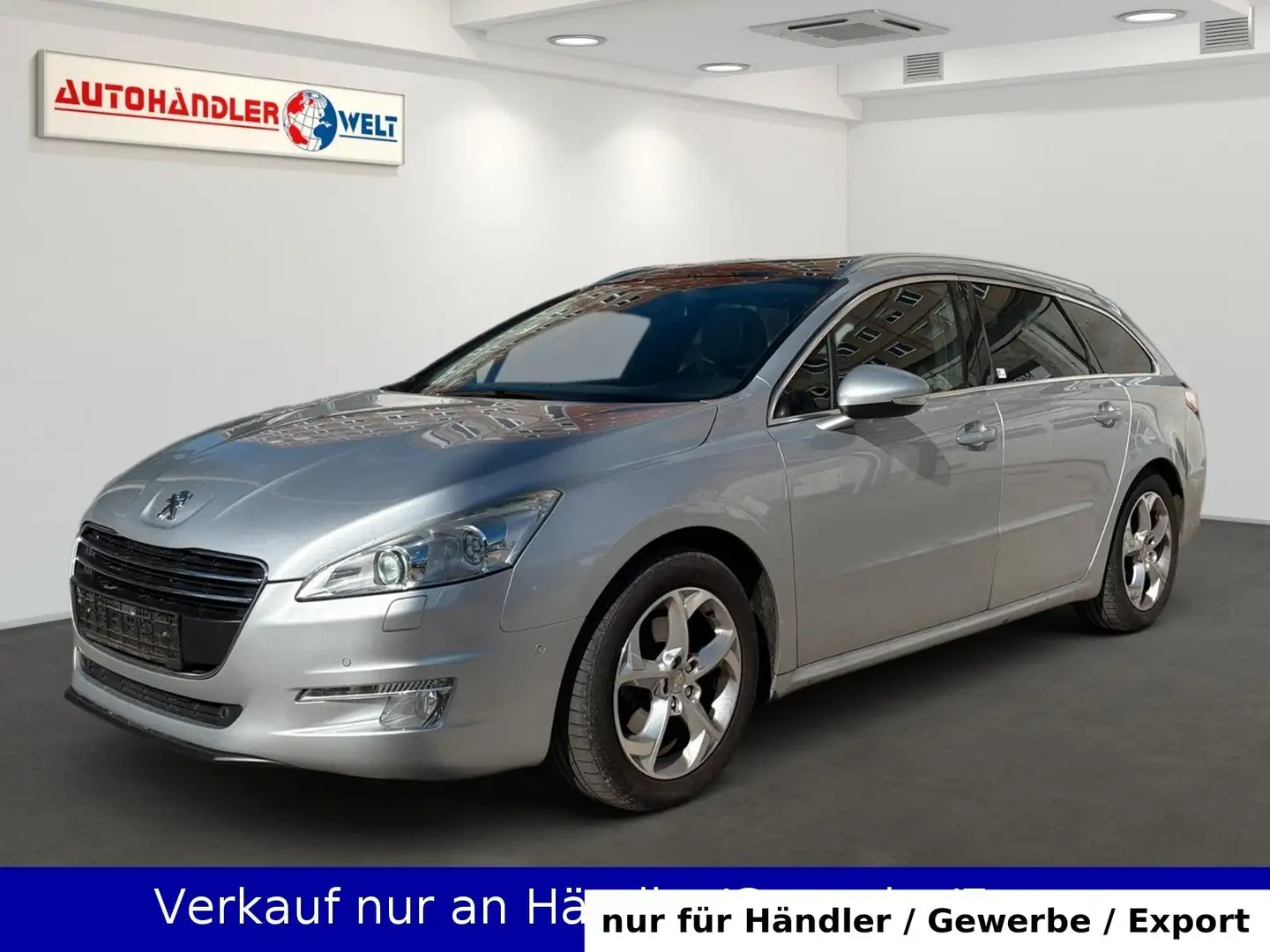 Peugeot 508 Kombi 1.6i AAC Xenon Navi SHZ Pano PDC Grau - 1