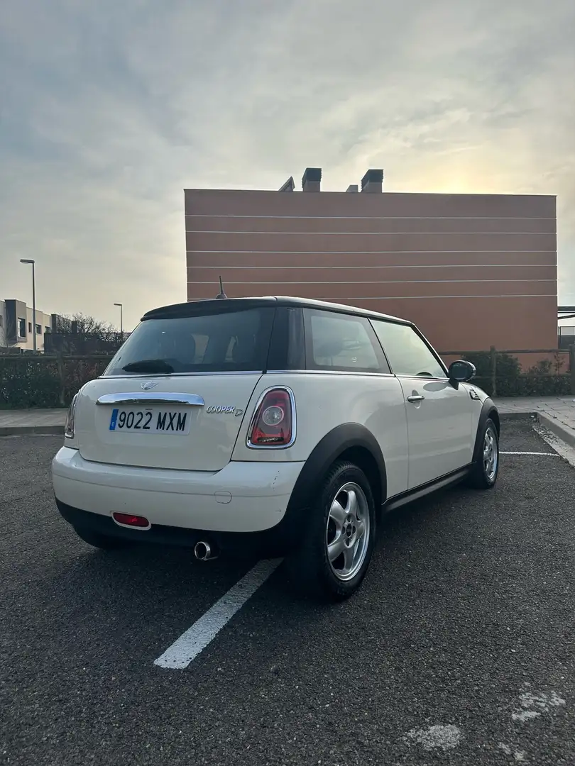 MINI Cooper Hatch 1.6 D - 110 - 2