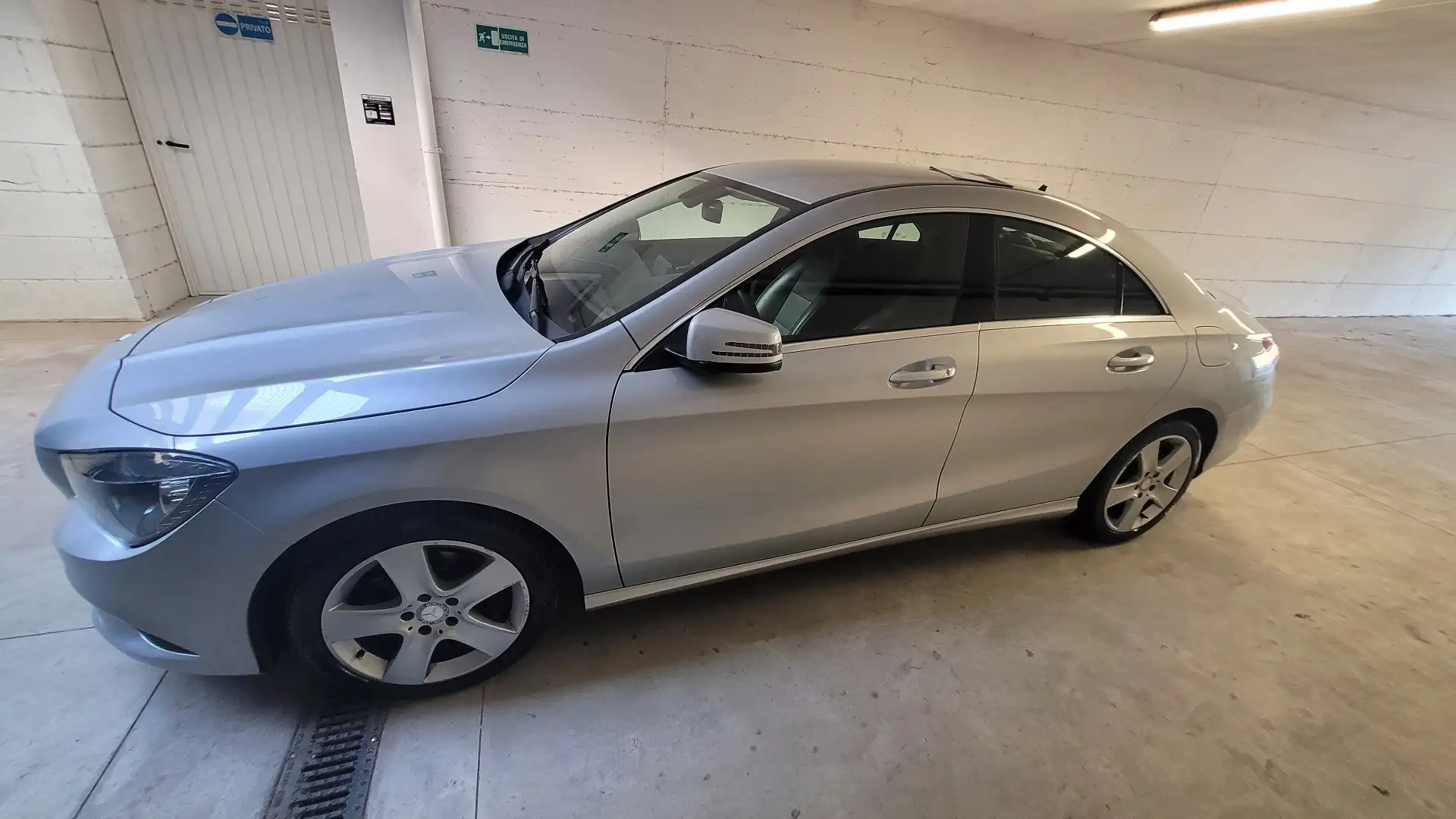 Mercedes-Benz CLA 180 Executive - 2