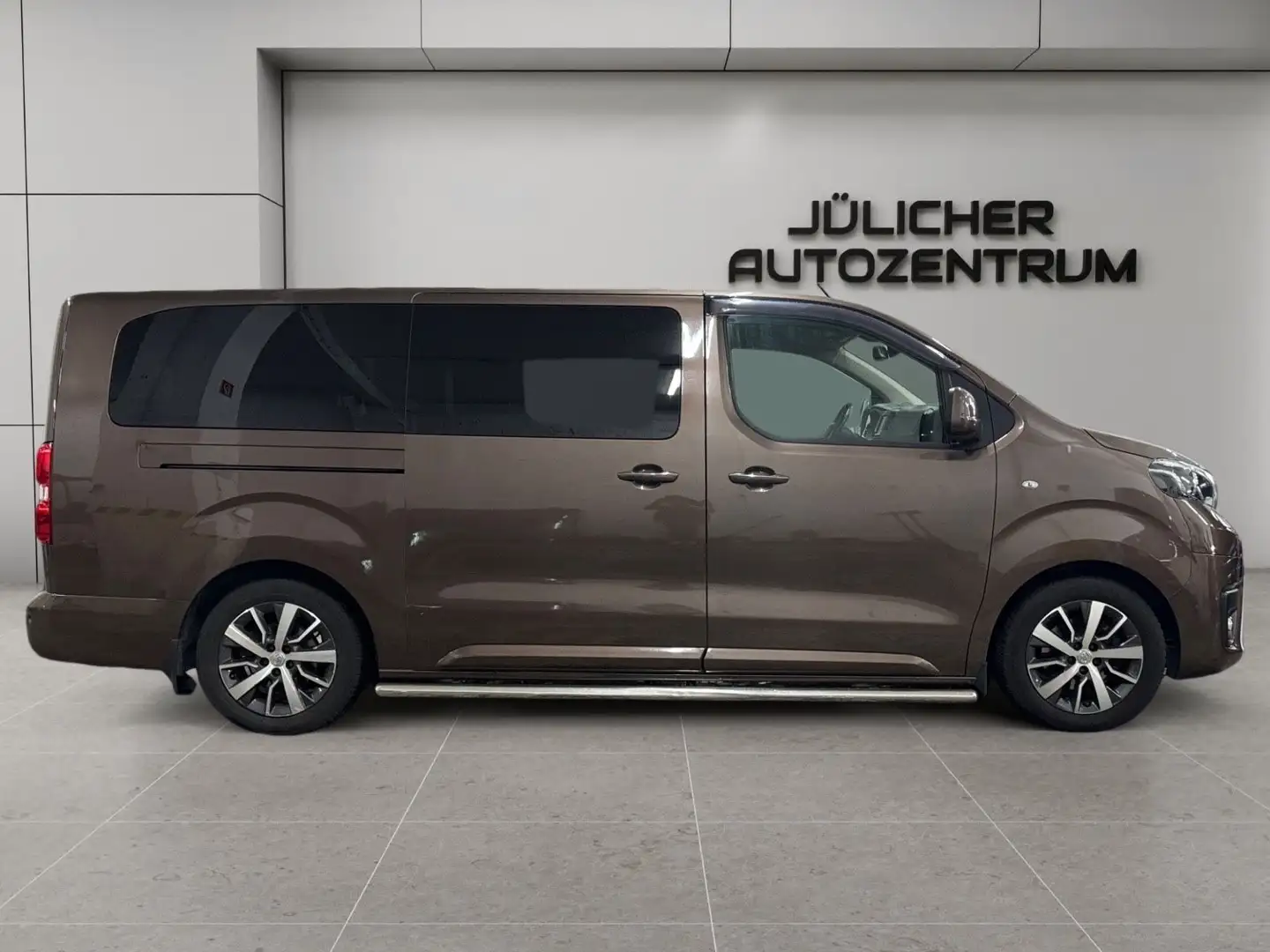 Toyota Proace Verso L2 Executive, Gehobene Ausstattung Braun - 2