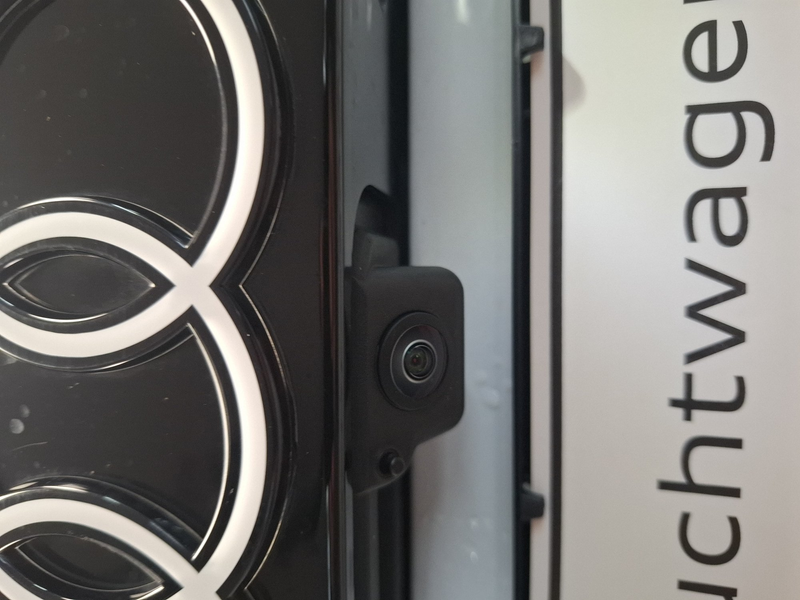Audi Q8 50 TDI quattro 360 HUD Pano AHK Luftfederung — photo 16