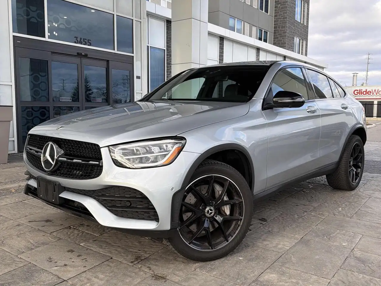 2023 Mercedes-Benz GLC