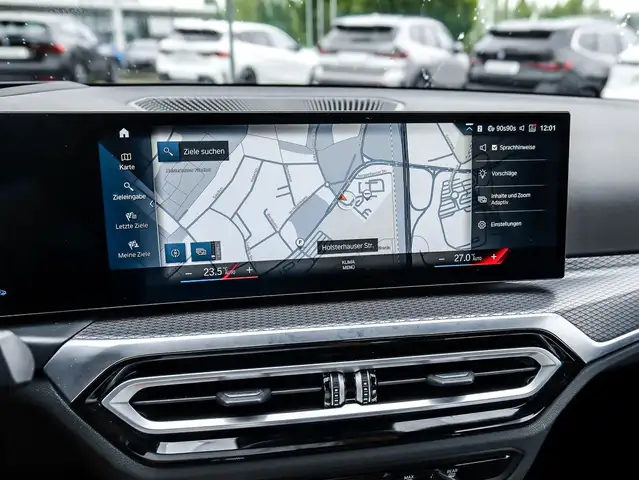 BMW 3 Series view 12