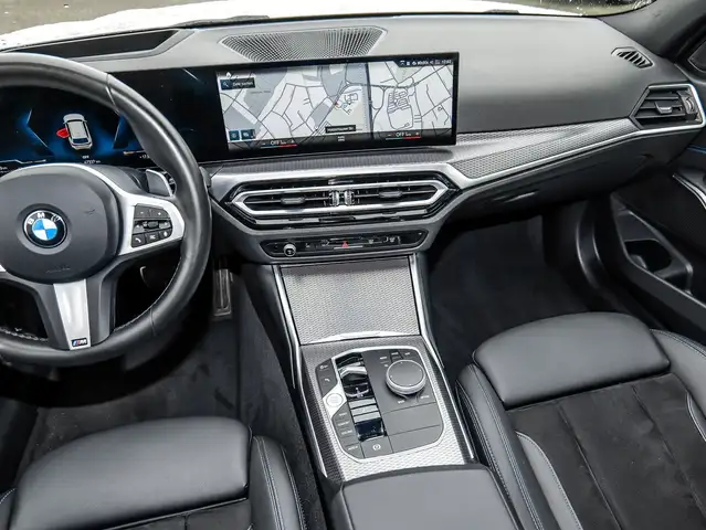 BMW 3 Series view 15