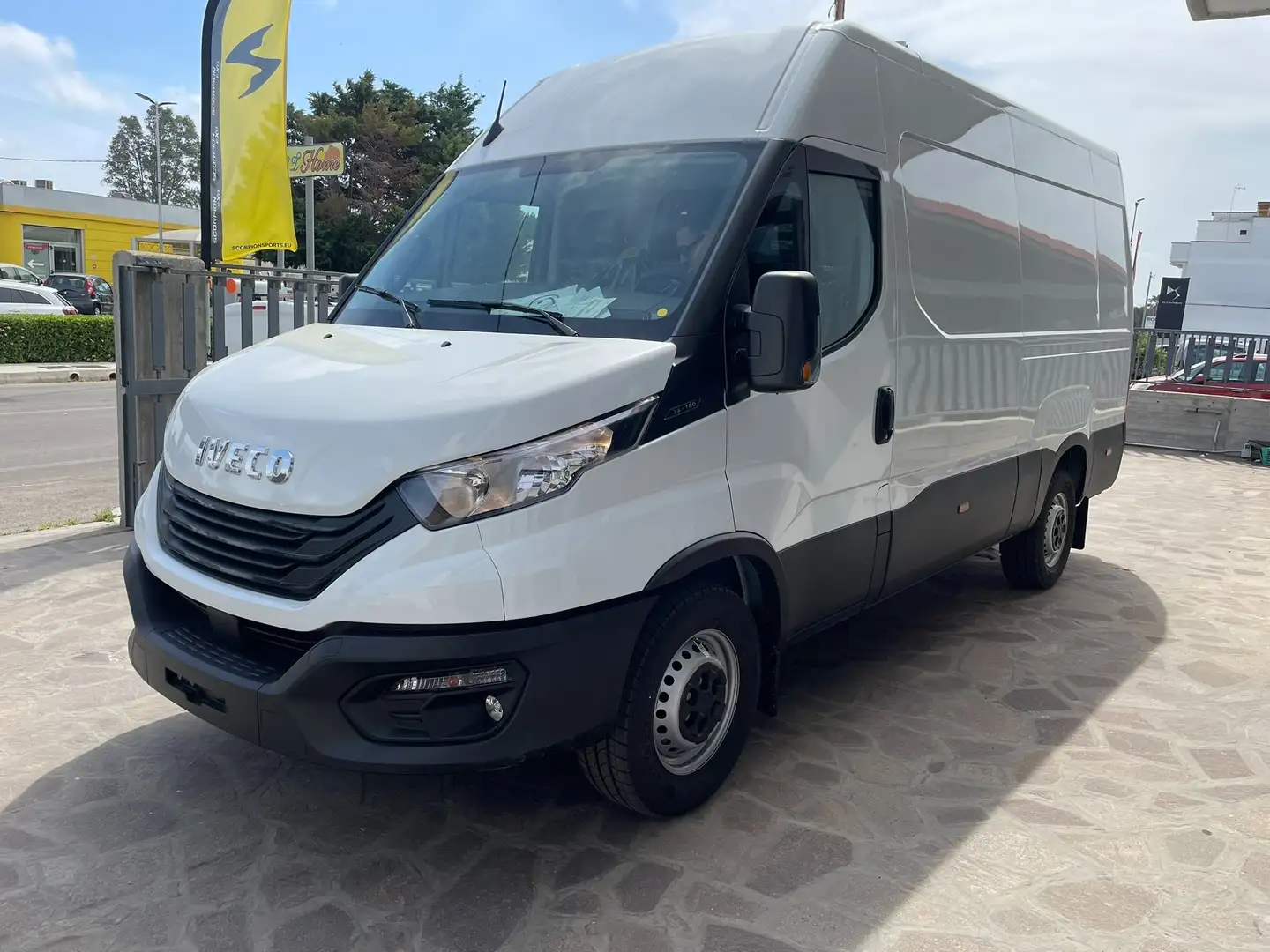Iveco Daily 35S16V Wit - 2