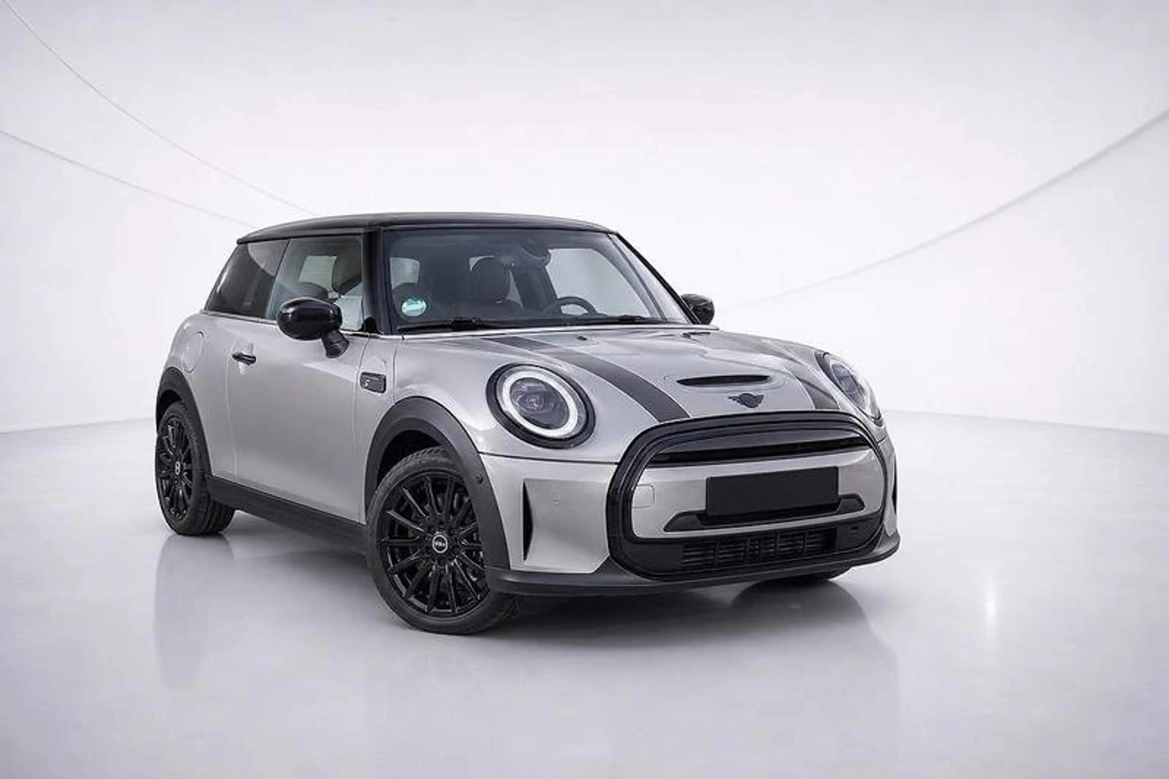 MINI Cooper SE Classic Trim 32.6 kWh Pano/WPU/RFK/LED — photo 4
