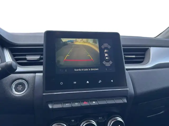 Renault Captur view 10