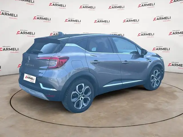 Renault Captur view 3