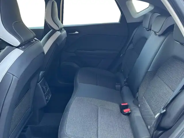 Renault Captur view 15