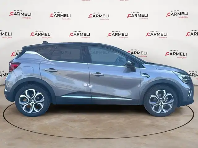 Renault Captur view 4