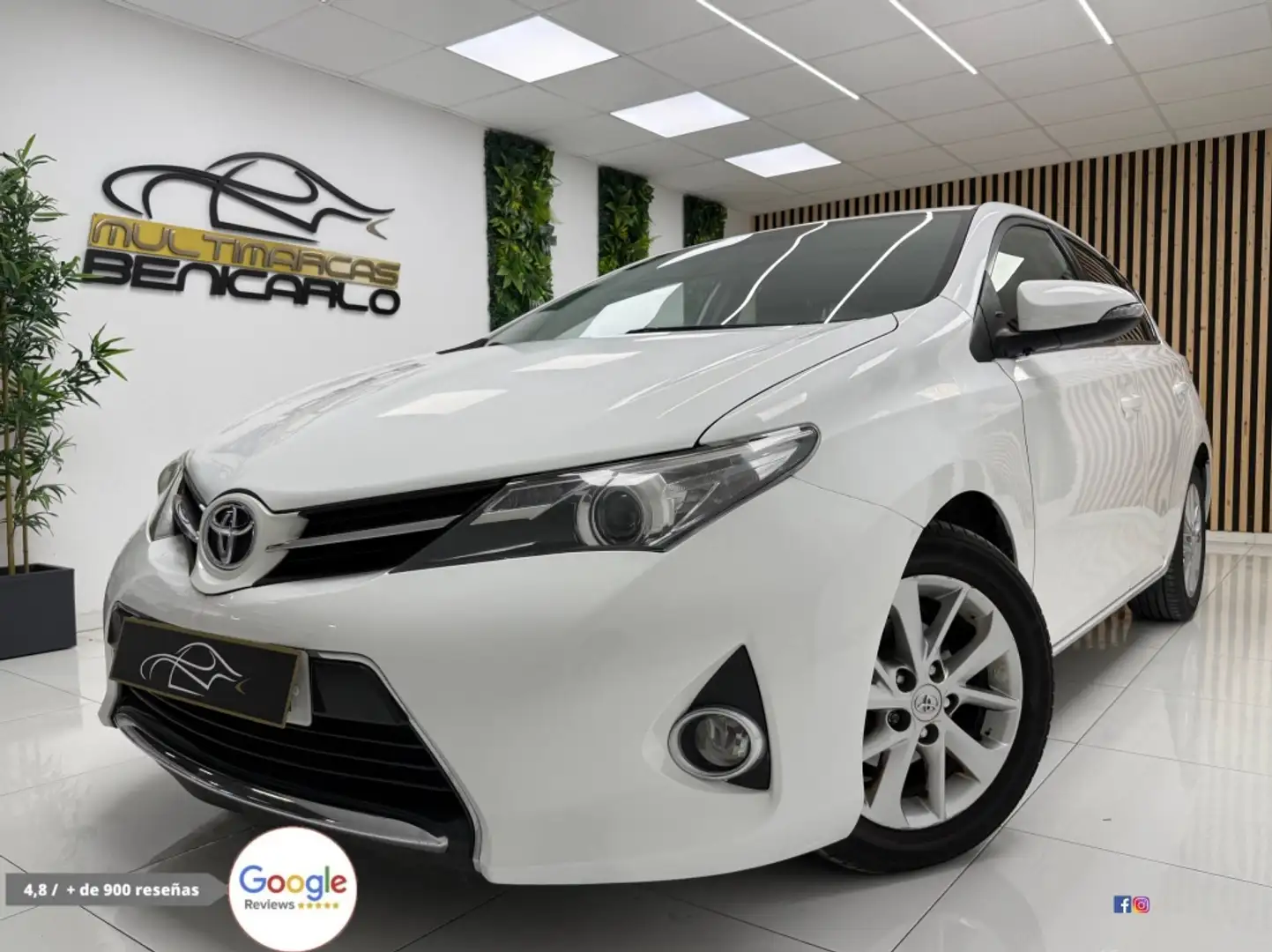 Toyota Auris 90D Business Blanco - 2