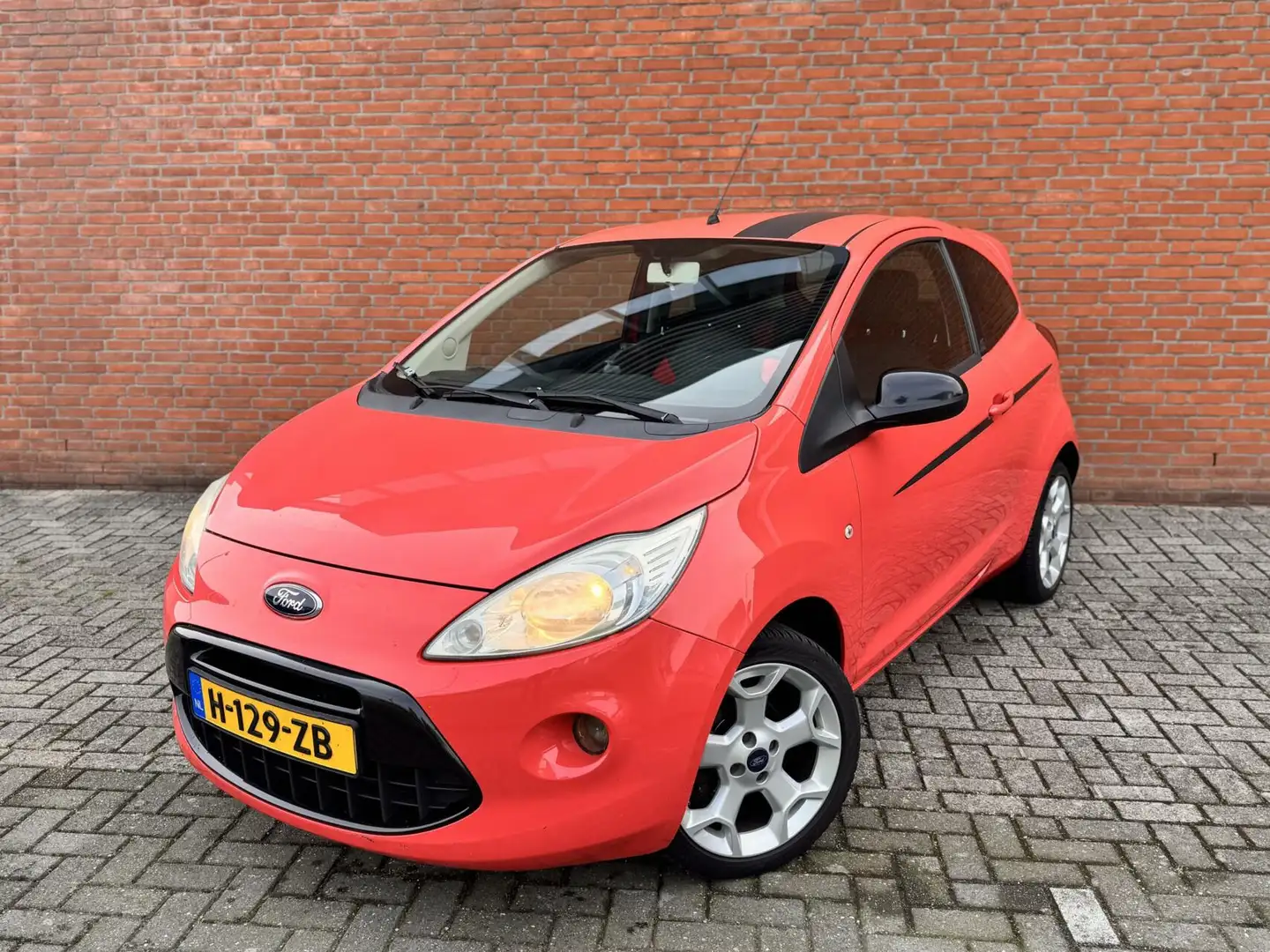 Ford Ka/Ka+ 1.2 Metal Start/Stop|STOELVERWARMING|AIRCO|FM|UNIE Rood - 2