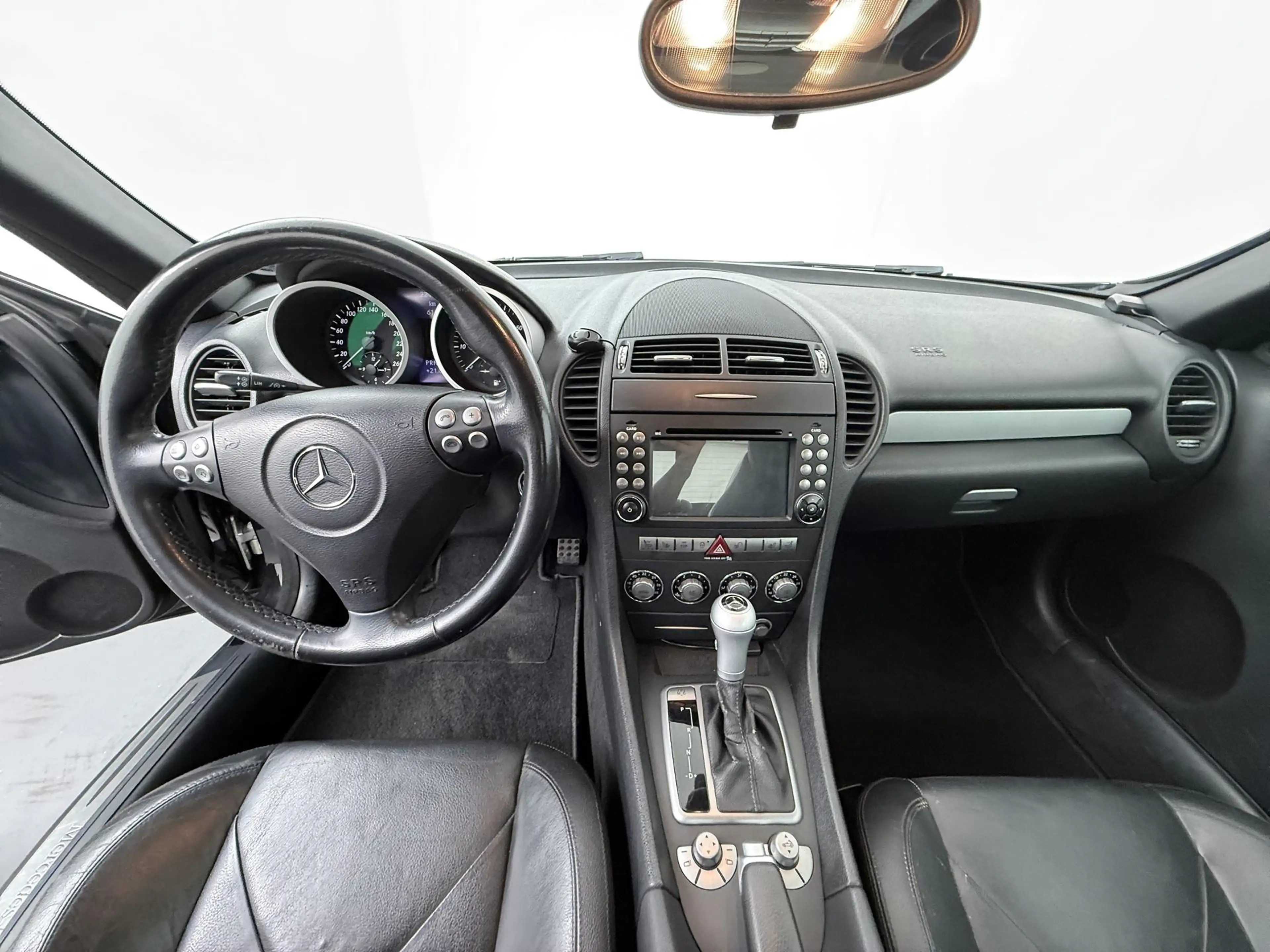 Mercedes-Benz SLK 200 K. - Navigatie - Airconditioning - Stoelverwarming — photo 11