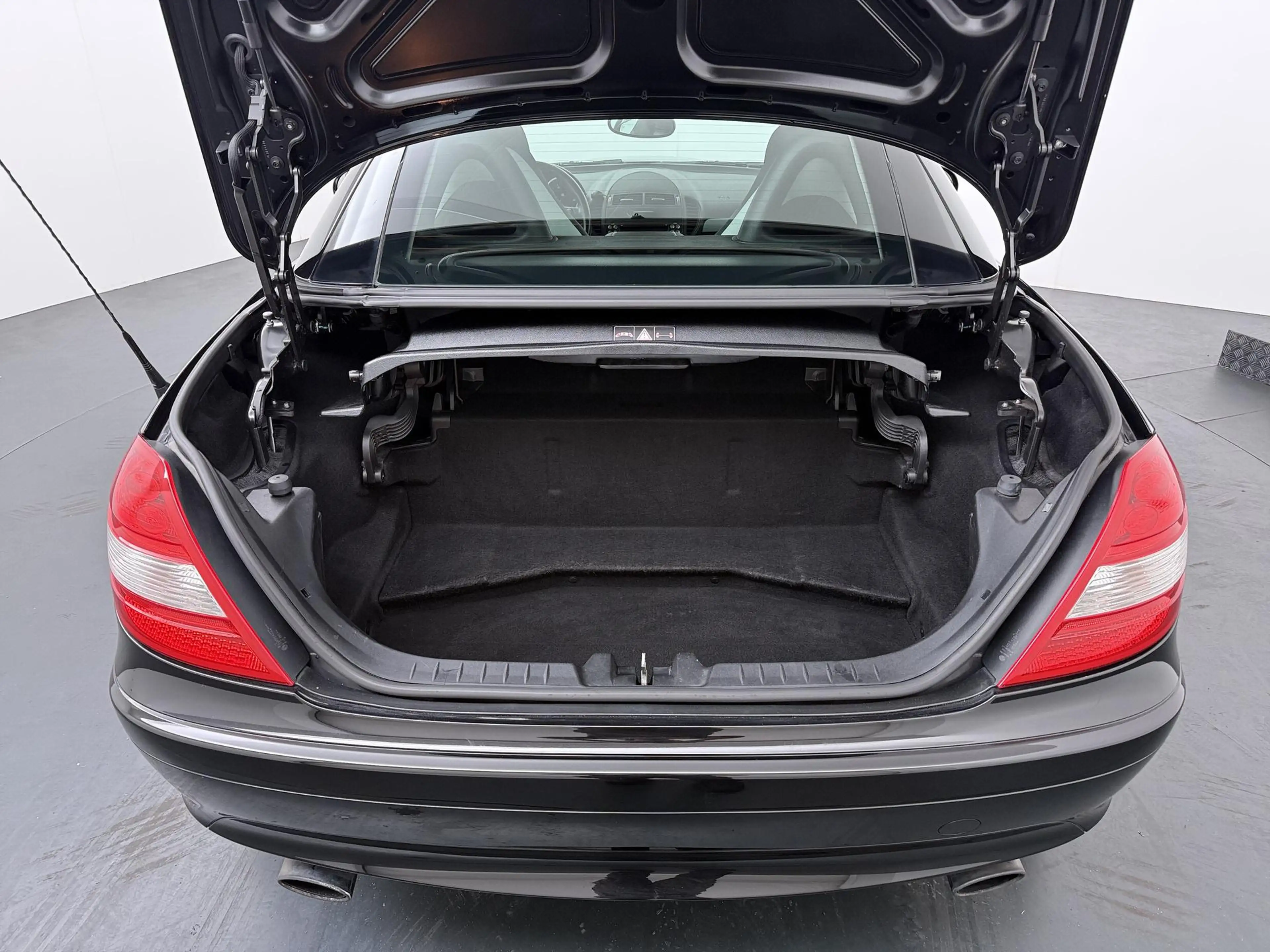 Mercedes-Benz SLK 200 K. - Navigatie - Airconditioning - Stoelverwarming — photo 9