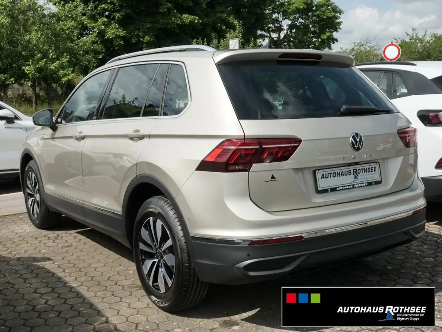 Volkswagen Tiguan MOVE 2.0 TDI DSG ACC+AHK+IQ-LIGHT+NAVI Argento - 2