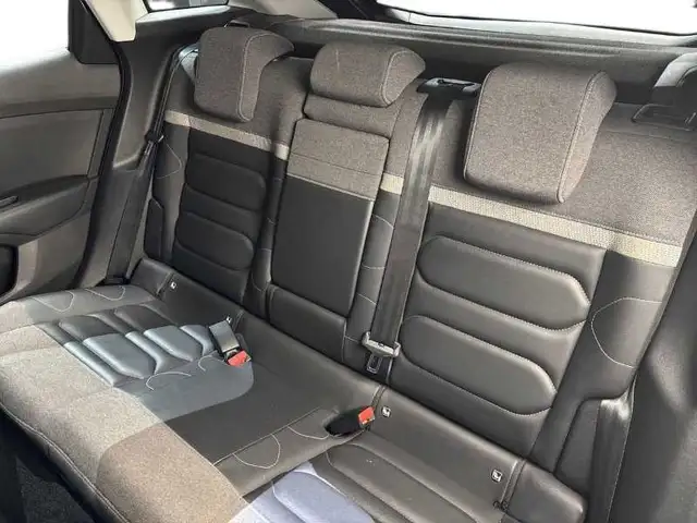 Citroen C4 view 9