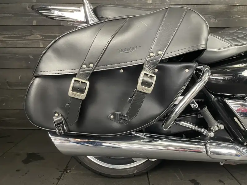 Triumph THUNDERBIRD 1600 - foto 4